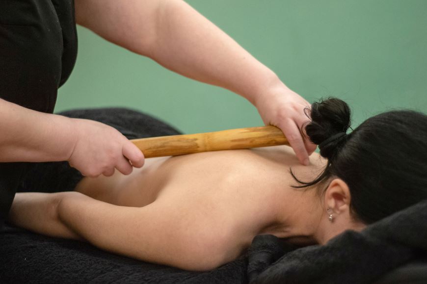 Θεραπεία spa σε χαλαρωτικό περιβάλλον